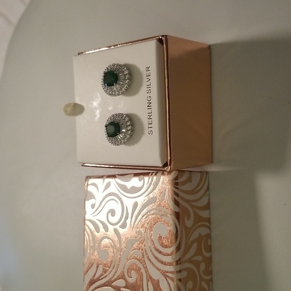 Women's Sterling Silver Earrings with Simulated Emerald Stones/Rhinestones; O/S - Picture 4 of 4